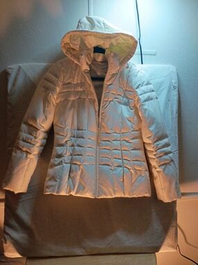 Womens Calvin Klein Off-White Hooded Quilted Puffer Jacket Size Small